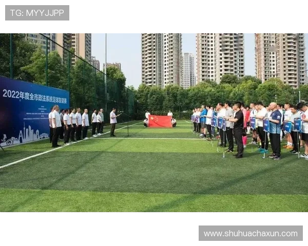 武昌区足球代表队凝心聚力奋勇拼搏谱写城市体育发展新篇章 武昌区足球代表队凝心聚力奋勇拼搏谱写城市体育发展新篇章