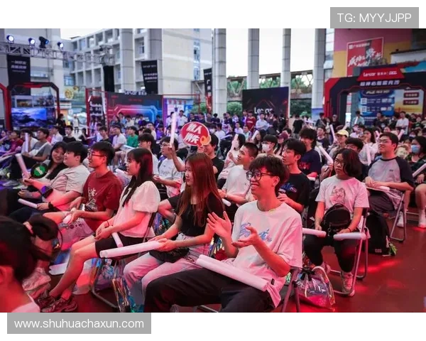 全球总决赛战火重燃各大战队巅峰对决引爆电竞狂欢热潮 全球总决赛战火重燃各大战队巅峰对决引爆电竞狂欢热潮