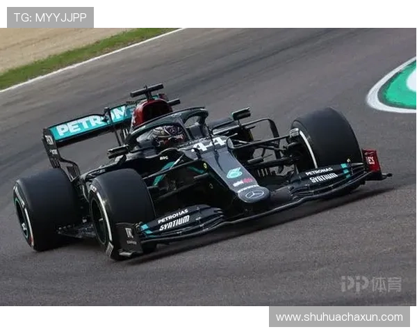 F1赛场风云再起车队技术竞赛引发新一轮全面激烈冠军争夺战