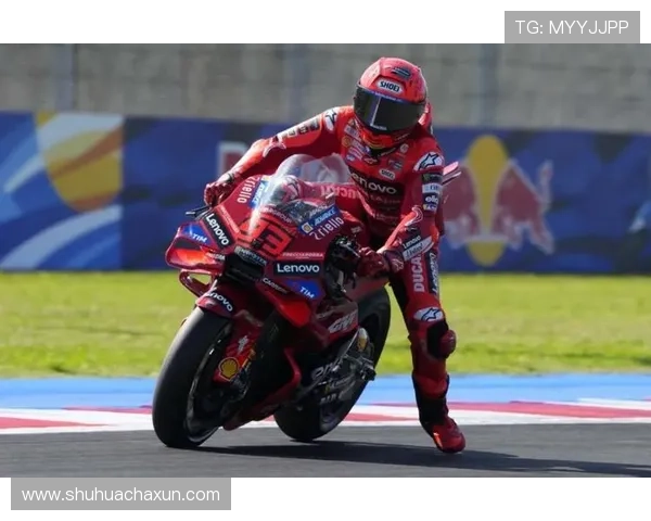 2025赛季MotoGP冠军之争愈发激烈 新兴车手崭露头角引发关注 2025赛季MotoGP冠军之争愈发激烈 新兴车手崭露头角引发关注