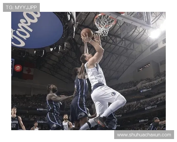 NBA巨星火力全开率队逆转强敌上演惊天大逆袭取关键胜利巩固排名 NBA巨星火力全开率队逆转强敌上演惊天大逆袭取关键胜利巩固排名