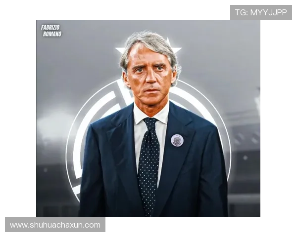 国际足坛焦点：梅西重返巴萨传闻引发热议，曼联迎来新主帅挑战