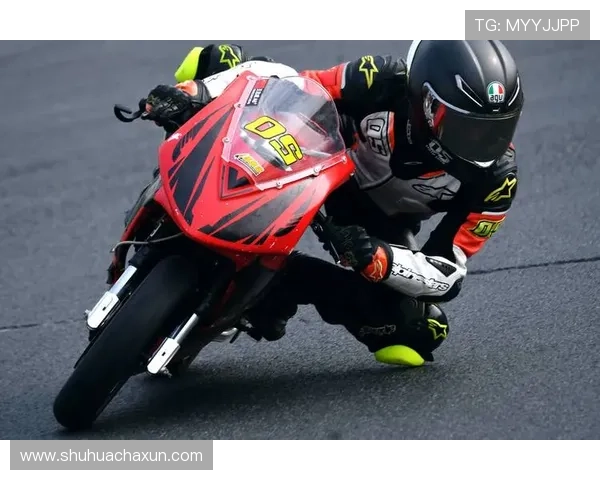 摩托GP赛季最新动态：年度冠军争夺战激烈，顶级车手迎接全新挑战