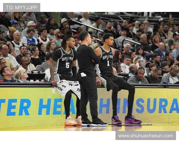 联盟震荡季后赛格局生变球星交易伤病成焦点管理层博弈引发热议