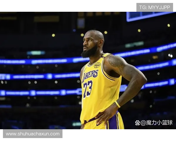 詹姆斯再创历史纪录 湖人逆转勇士迎来赛季首胜