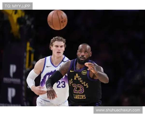 詹姆斯领衔湖人逆袭勇士 迎来赛季首场精彩胜利并刷新多项个人纪录